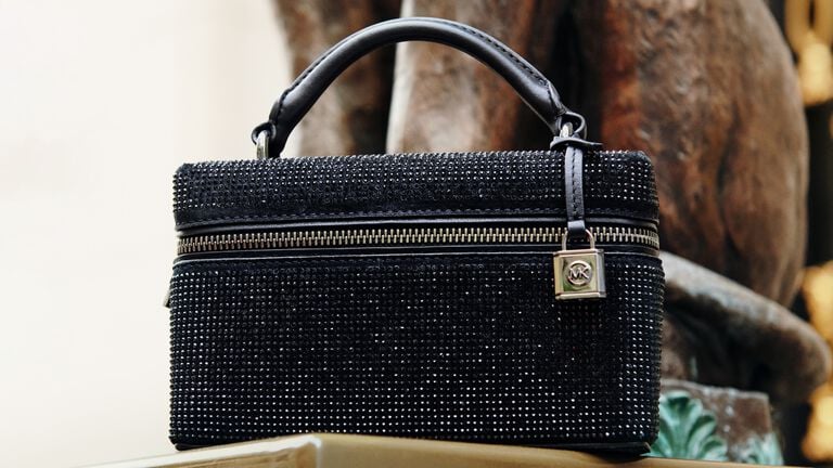 end of season sale michael kors 2025