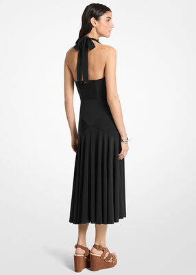 michael kors فستان ميدي بياقة هالتر من قماش جيرسي مطاطي غير لامع