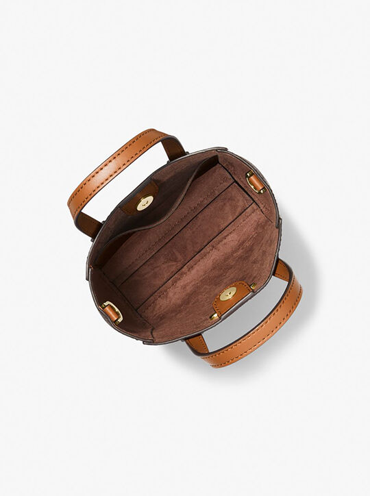 michael kors حقيبة سنكلير ذات الشعار المميز الصغيرة جدًا