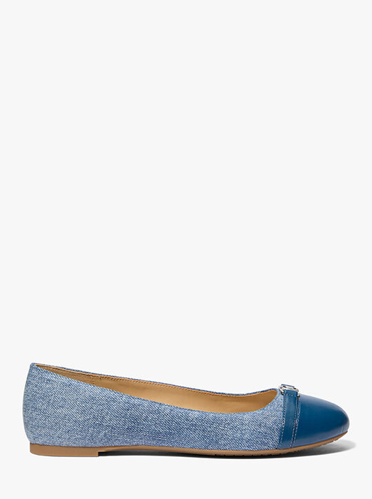 michael kors حذاء باليه ماندي من قماش الدنيم