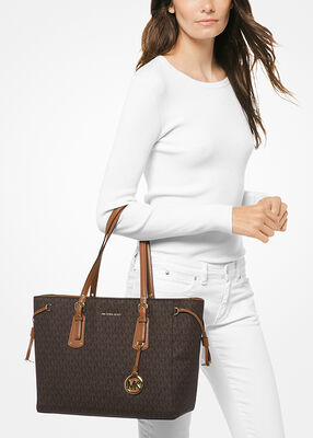michael kors voyager medium logo tote bag