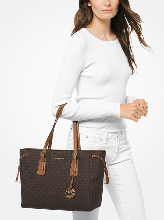 michael kors voyager medium logo tote bag