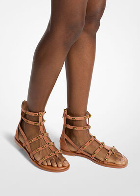 michael kors صندل نوا غلادياتور من جلد الغزال المرصع