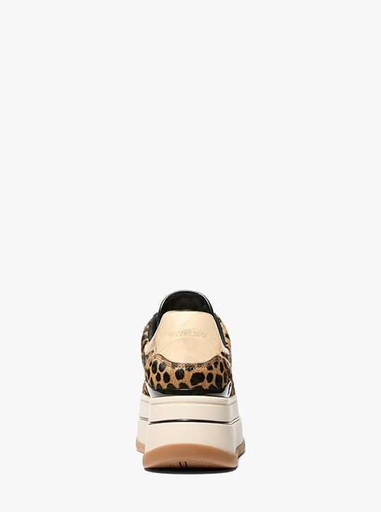 حذاء رياضي هايز من شعر العجل بطبعة الفهد michael kors حذاء رياضي هايز من شعر العجل بطبعة الفهد