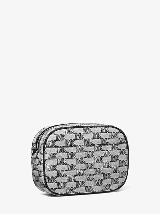 حقيبة جيت سيت ترافيل متوسطة مقلم michael kors حقيبة جيت سيت ترافيل متوسطة مقلم