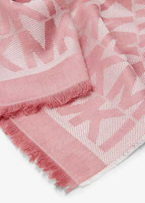 michael kors وشاح بشعار الماركة