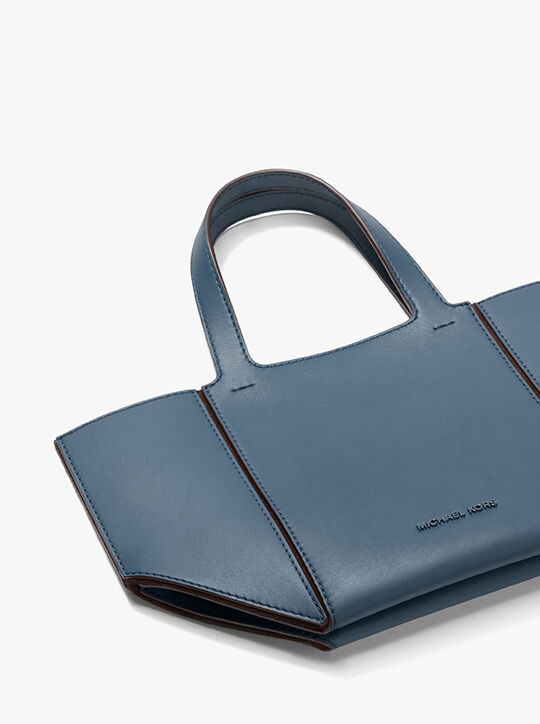 حقيبة جوردي جلدية صغيرة michael kors حقيبة جوردي جلدية صغيرة