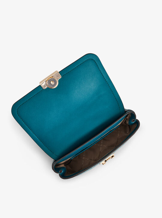 michael kors حقيبة كروسبودي قابلة للتحويل من تريبيكا، صغيرة بشعار الماركة