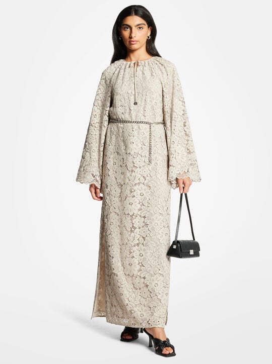 قفطان مزين بالزهور والدانتيل بأكمام جرسية michael kors قفطان مزين بالزهور والدانتيل بأكمام جرسية