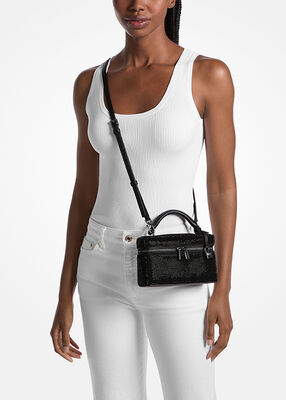 michael kors حقيبة جانا كروس بودي صغيرة جدًا ومزخرفة من جلد الغزال قابلة للتحويل