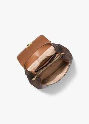 michael kors حقيبة ظهر تريبيكا صغيرة بشعار الماركة