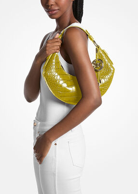 michael kors حقيبة كتف كوا متوسطة الحجم من جلد التمساح المنقوش