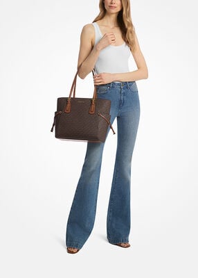michael kors voyager large signature logo tote bag