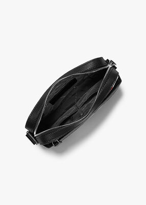 michael kors حقيبة كروسبودي كوبر جلدية مخططة وجلد صناعي