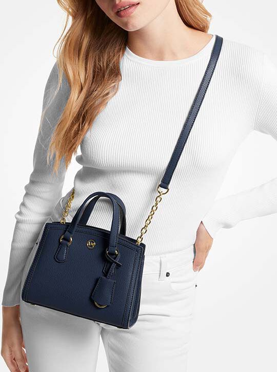 حقيبة شانتال ماسنجر جلدية صغيرة جدًا مرصوفة بالحصى michael kors حقيبة شانتال ماسنجر جلدية صغيرة جدًا مرصوفة بالحصى