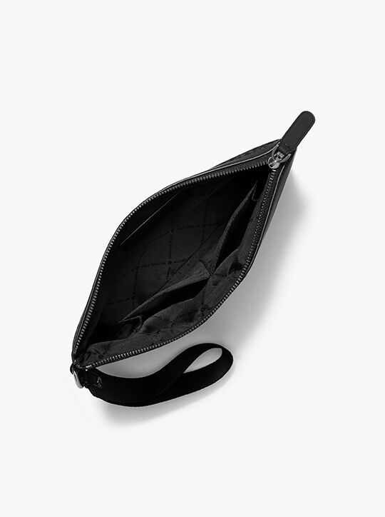 michael kors حقيبة سفر بروكلين